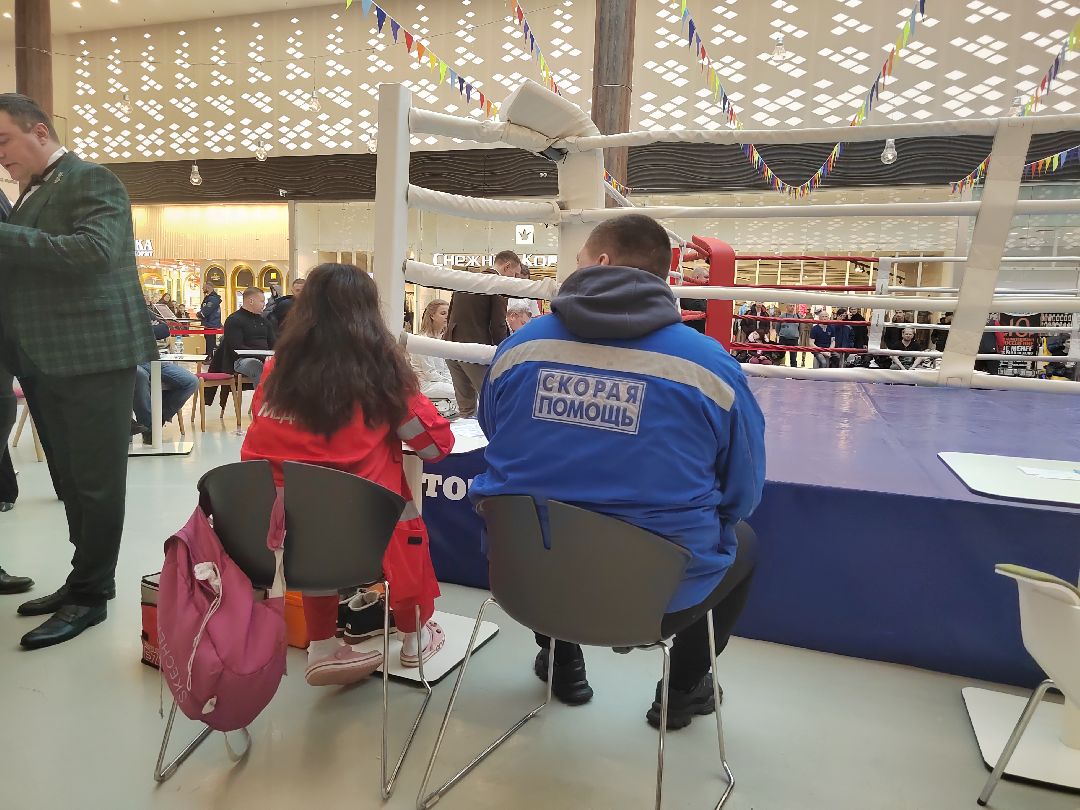 Турнир по боксу