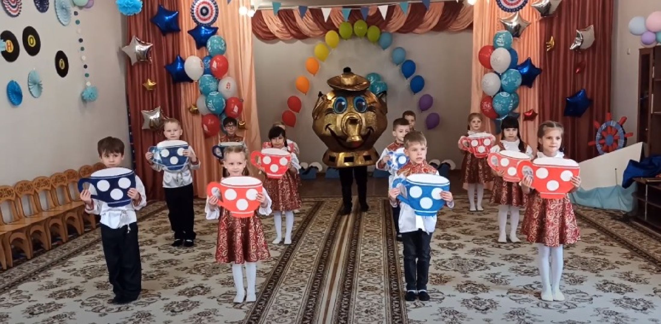 детство