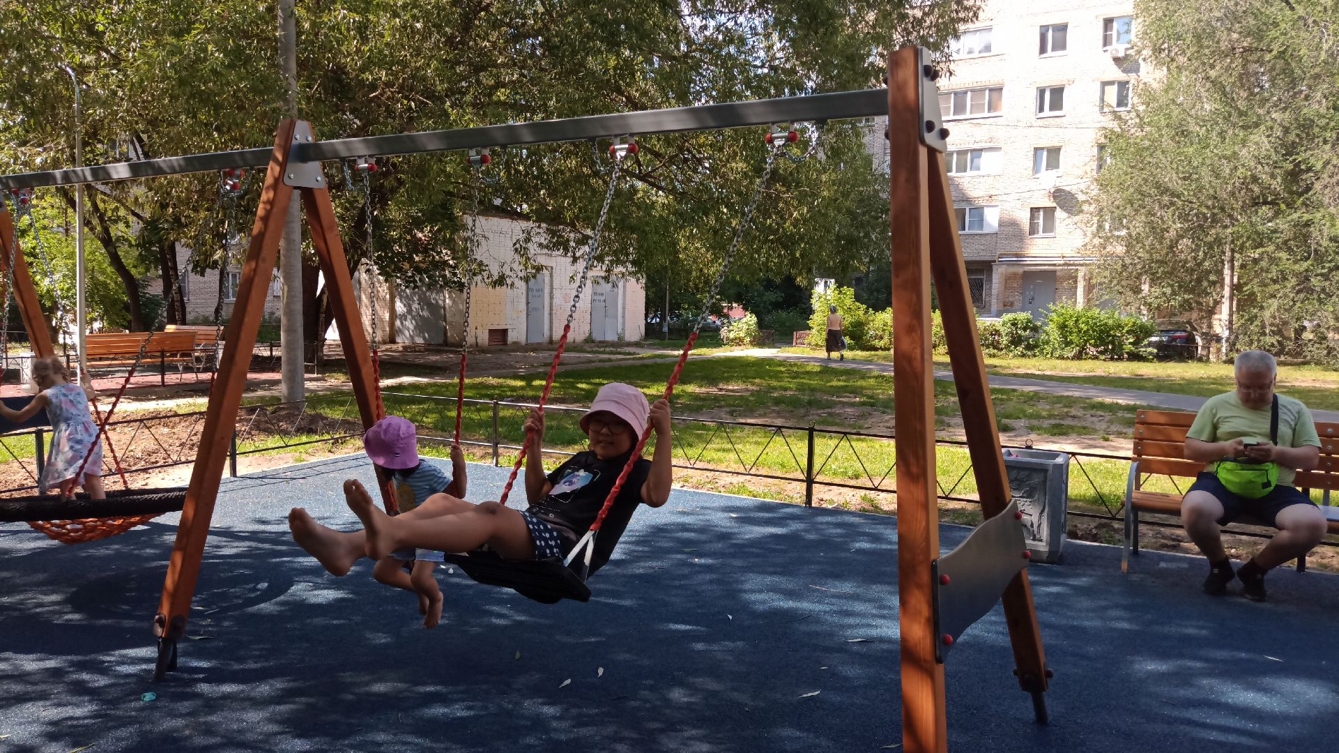 детская площадка