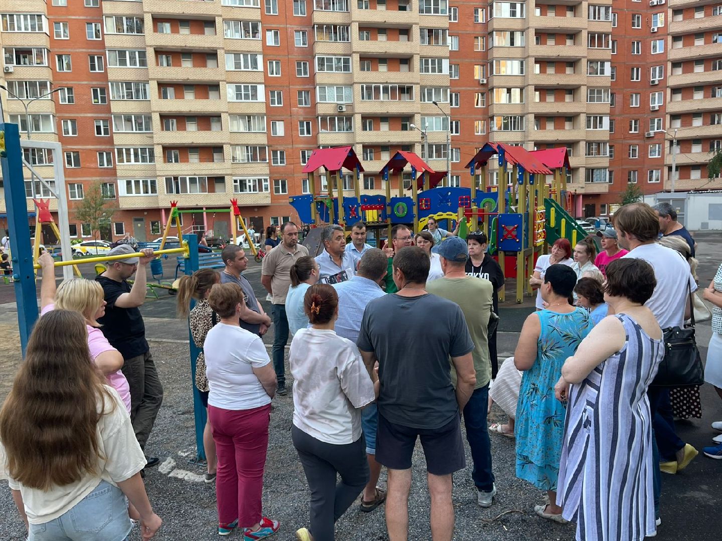 сады