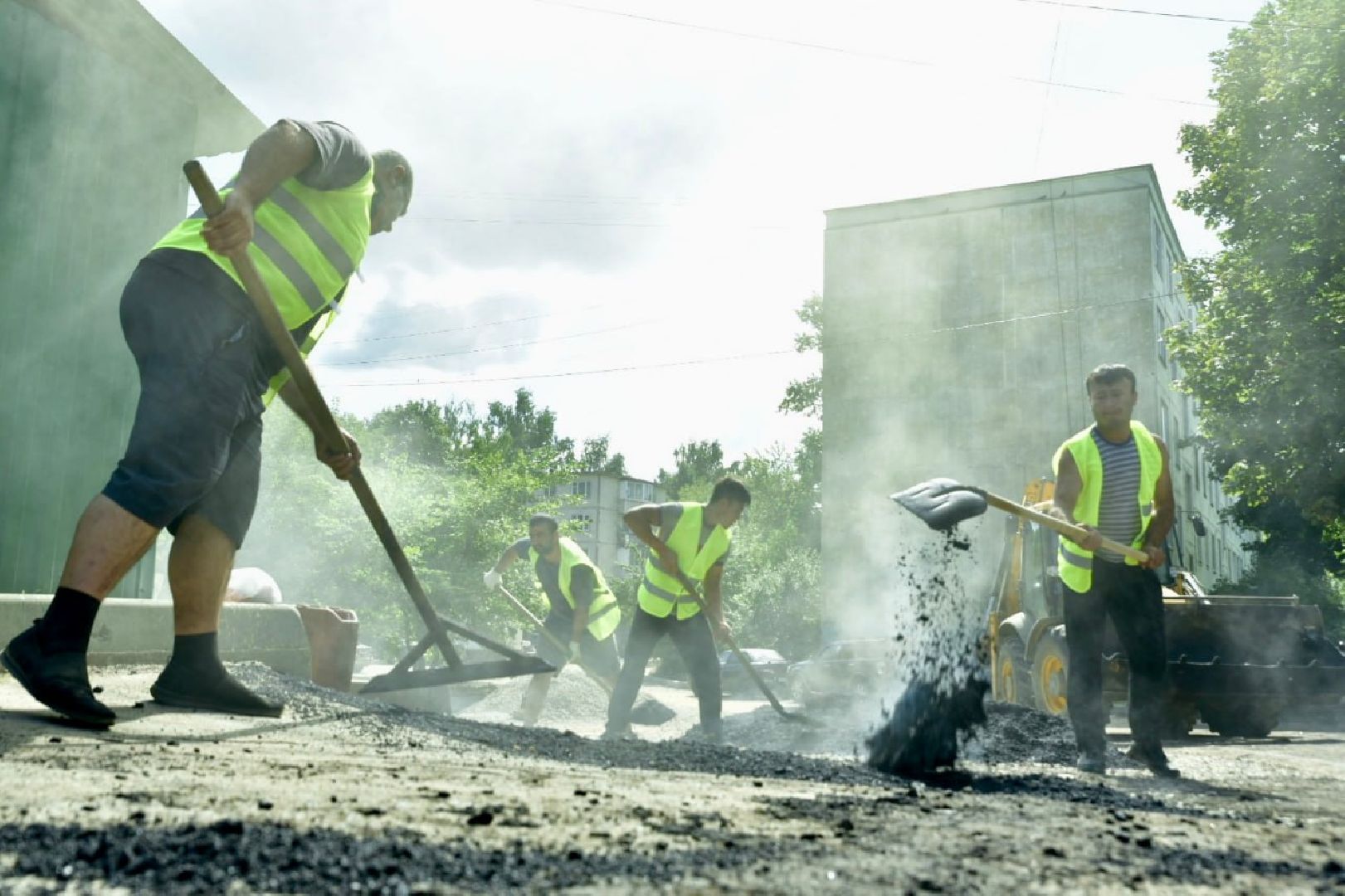 специалисты