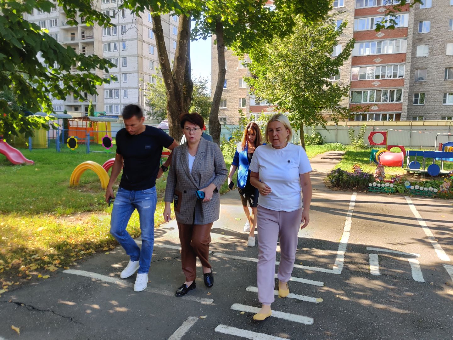 спортплощадка