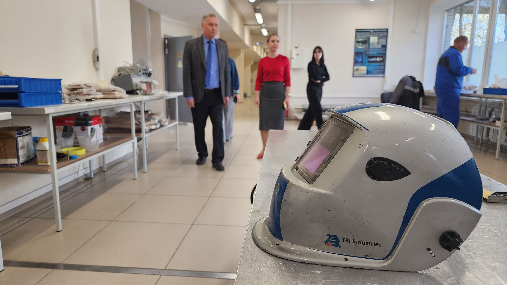 производство