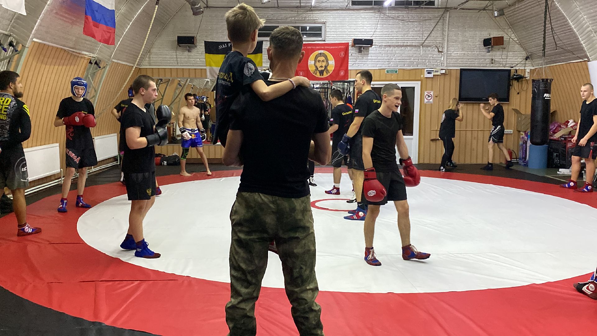 спортсмены