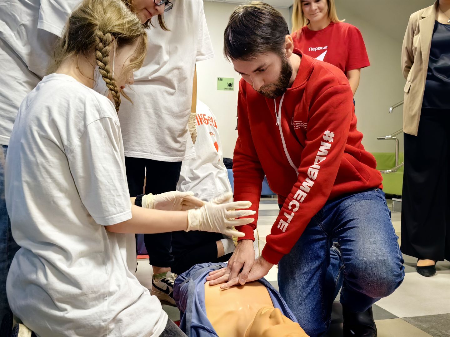 движение первых