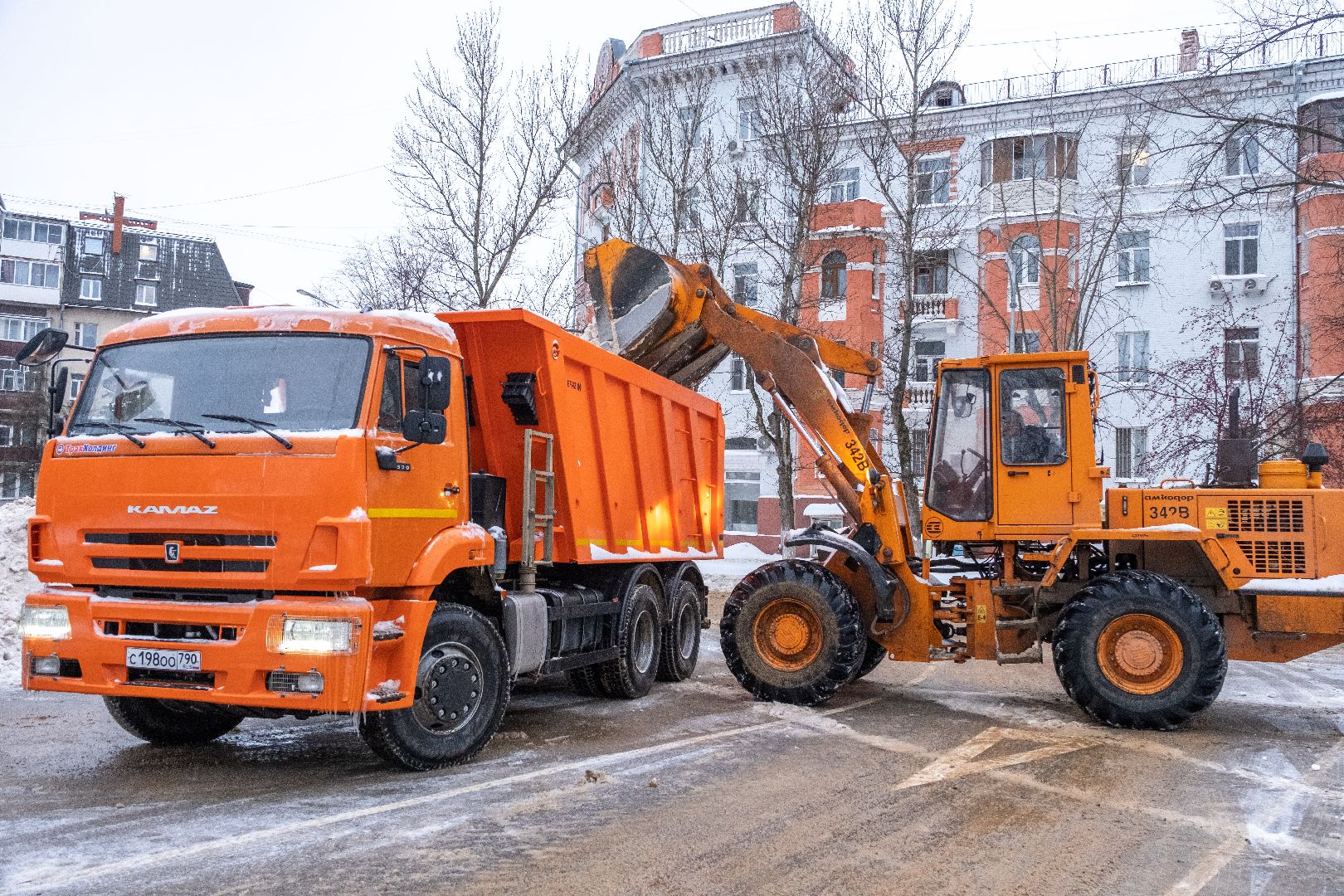 Снег