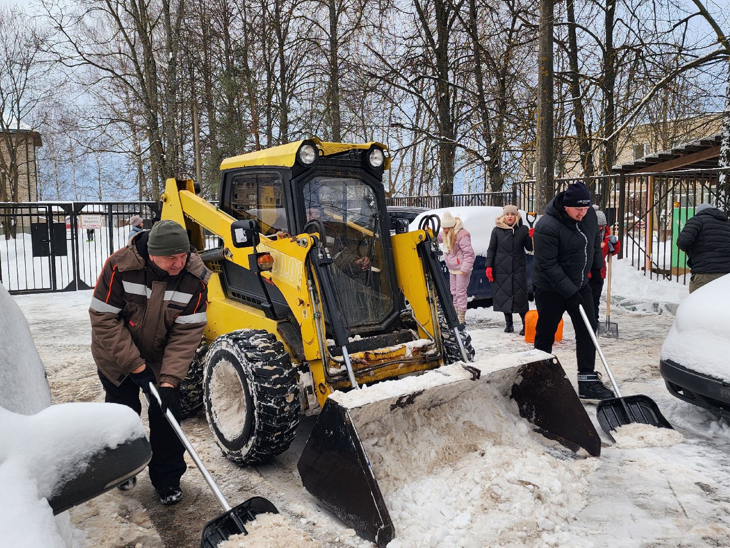 уборка дворов