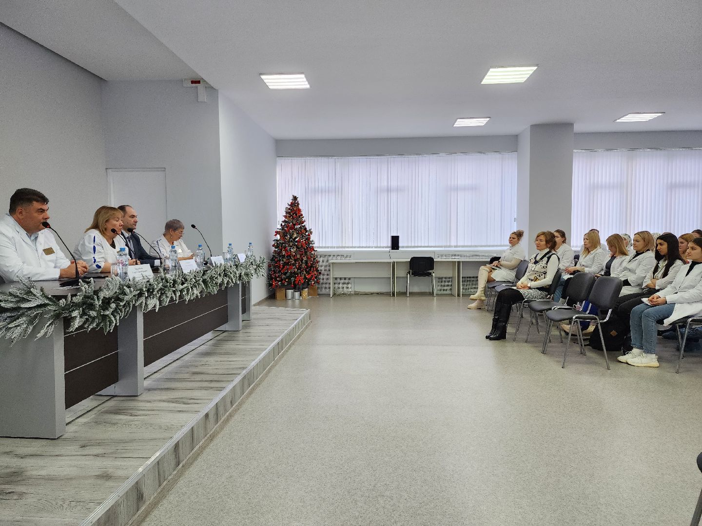 студент