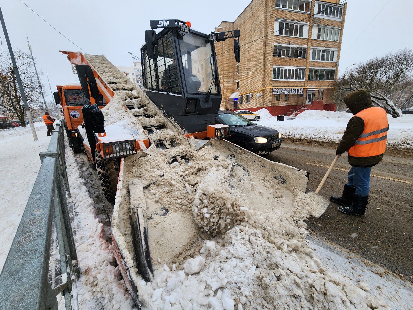 Уборка снега