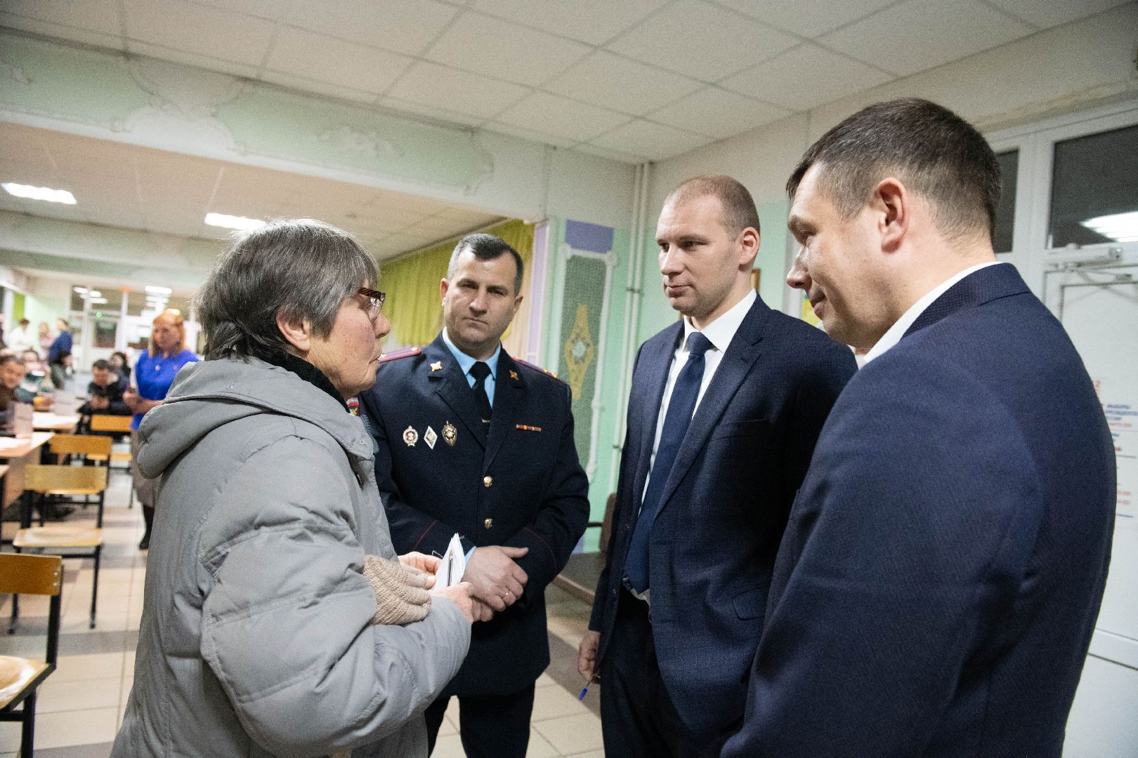 ели