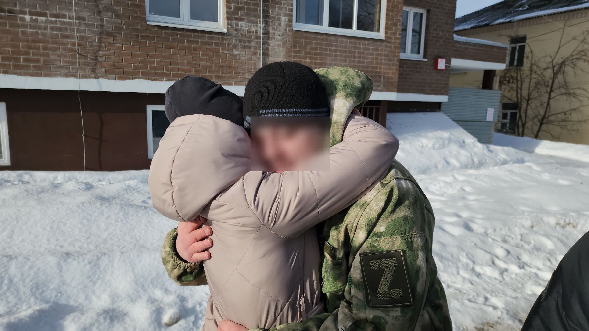 Военнослужащий