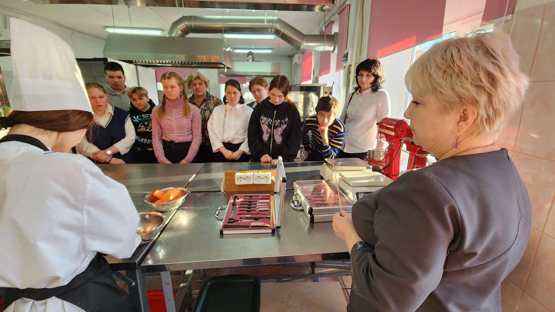 абитуриенты