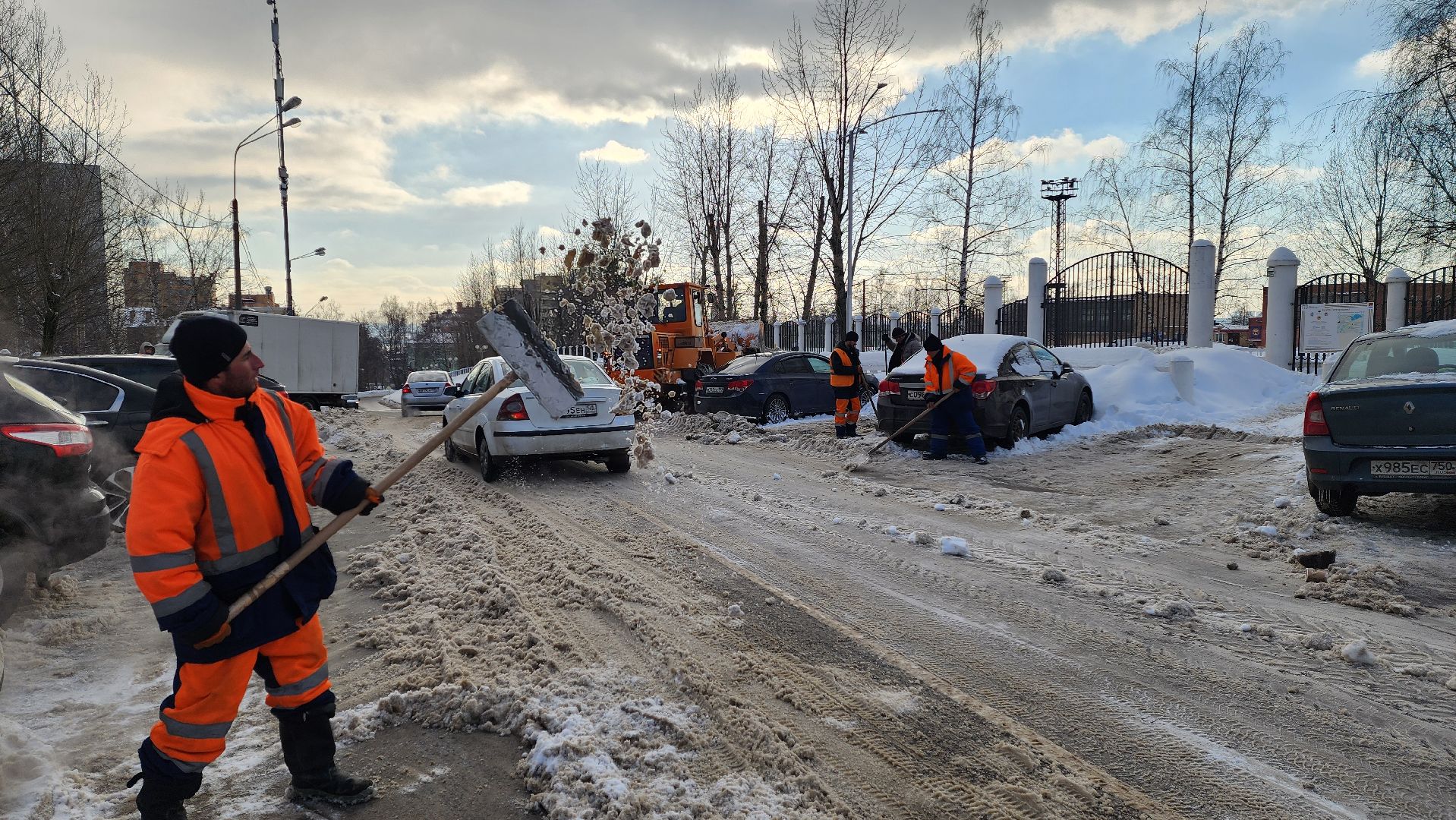 уборка снега и наледи