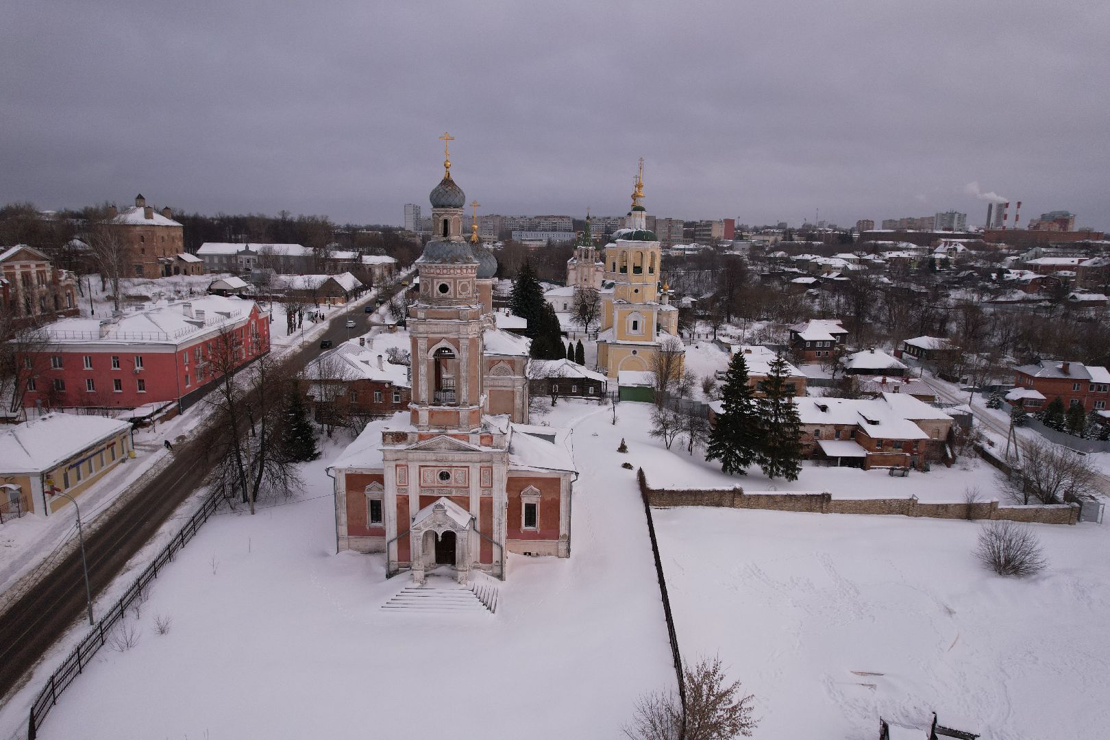 ухо