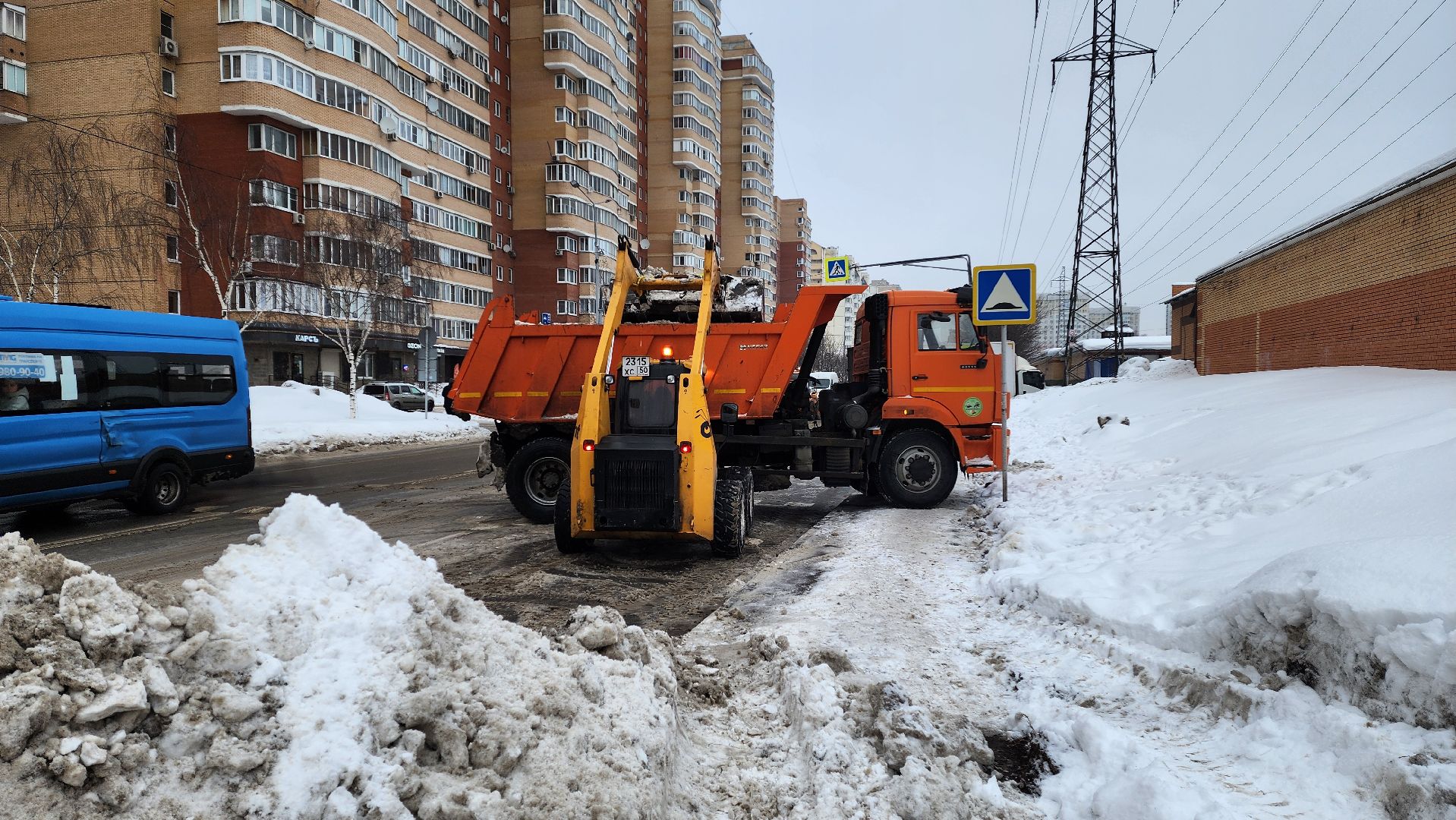 Уборка снега