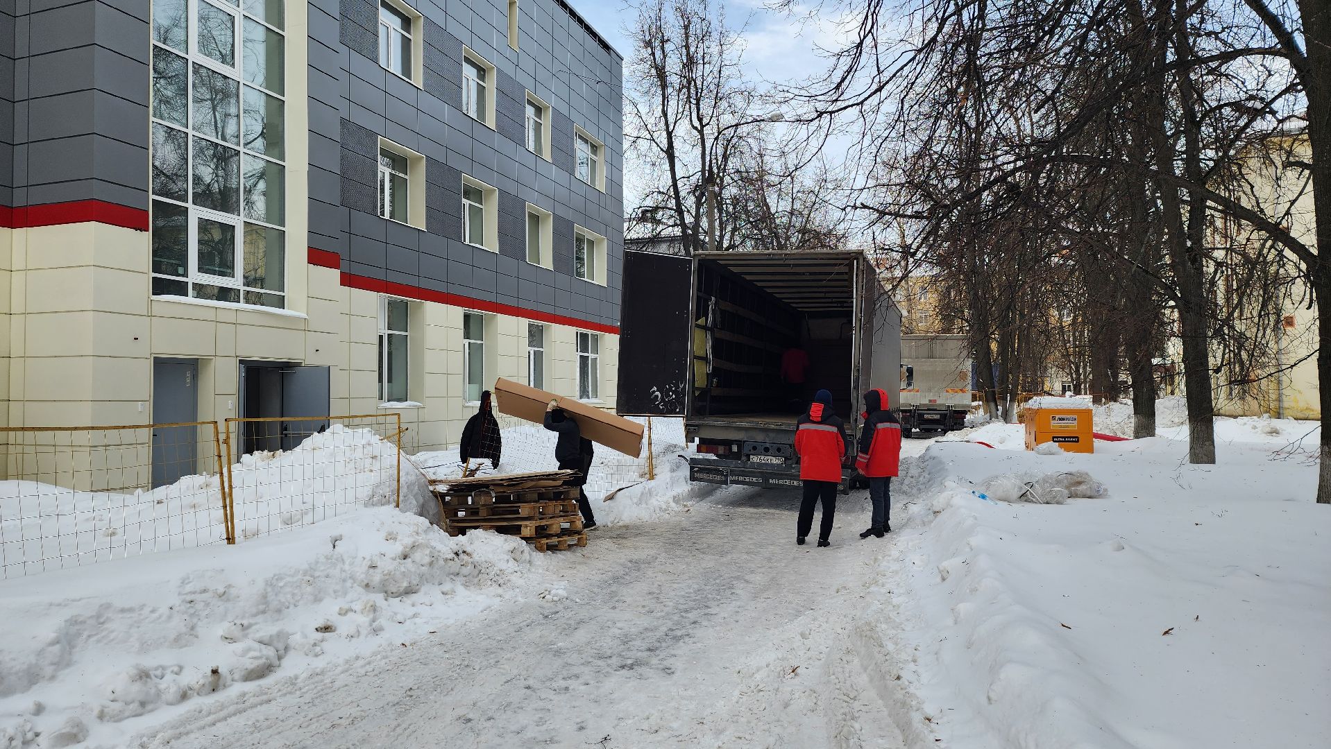 Семенов