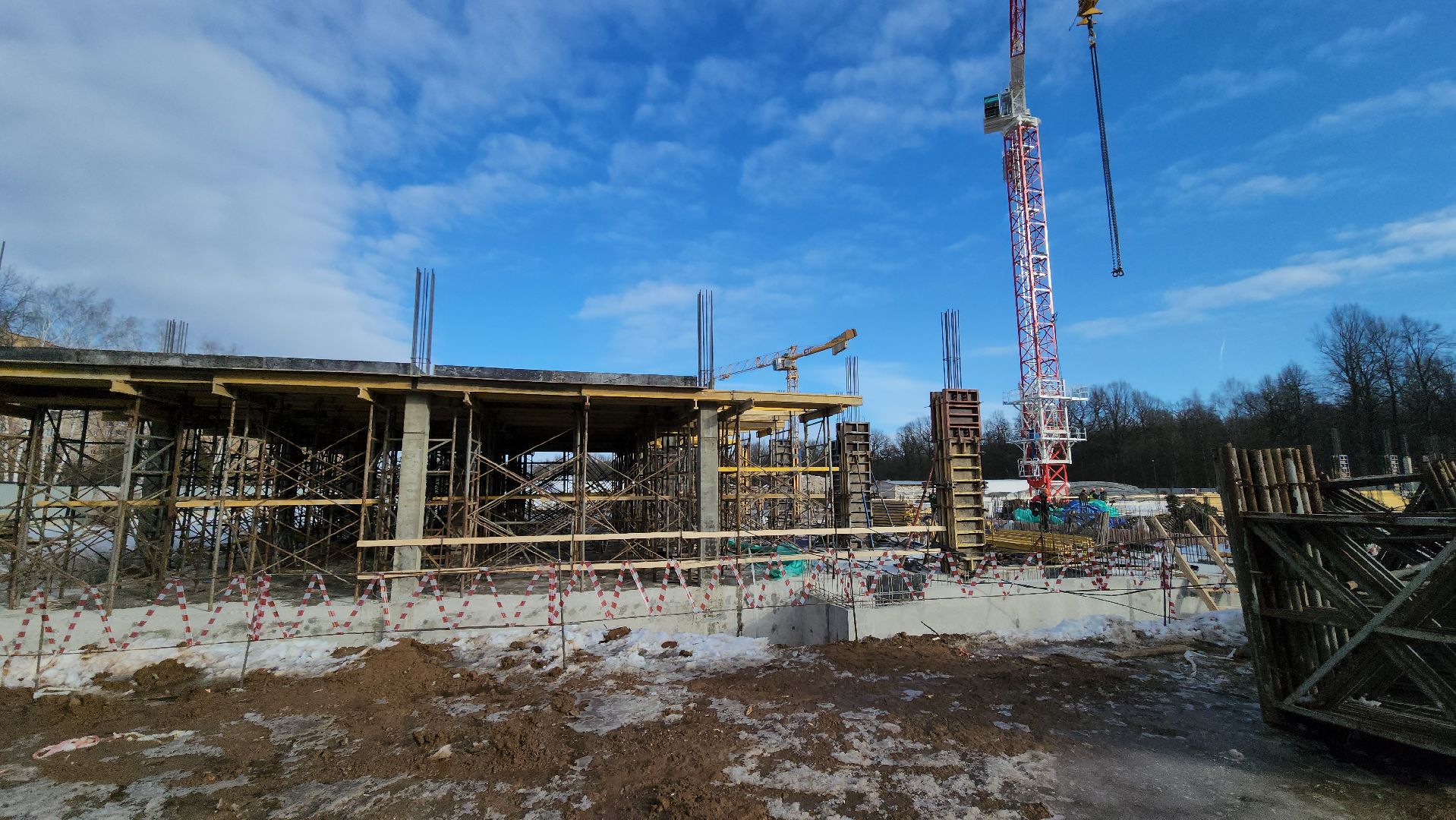 строительство школы