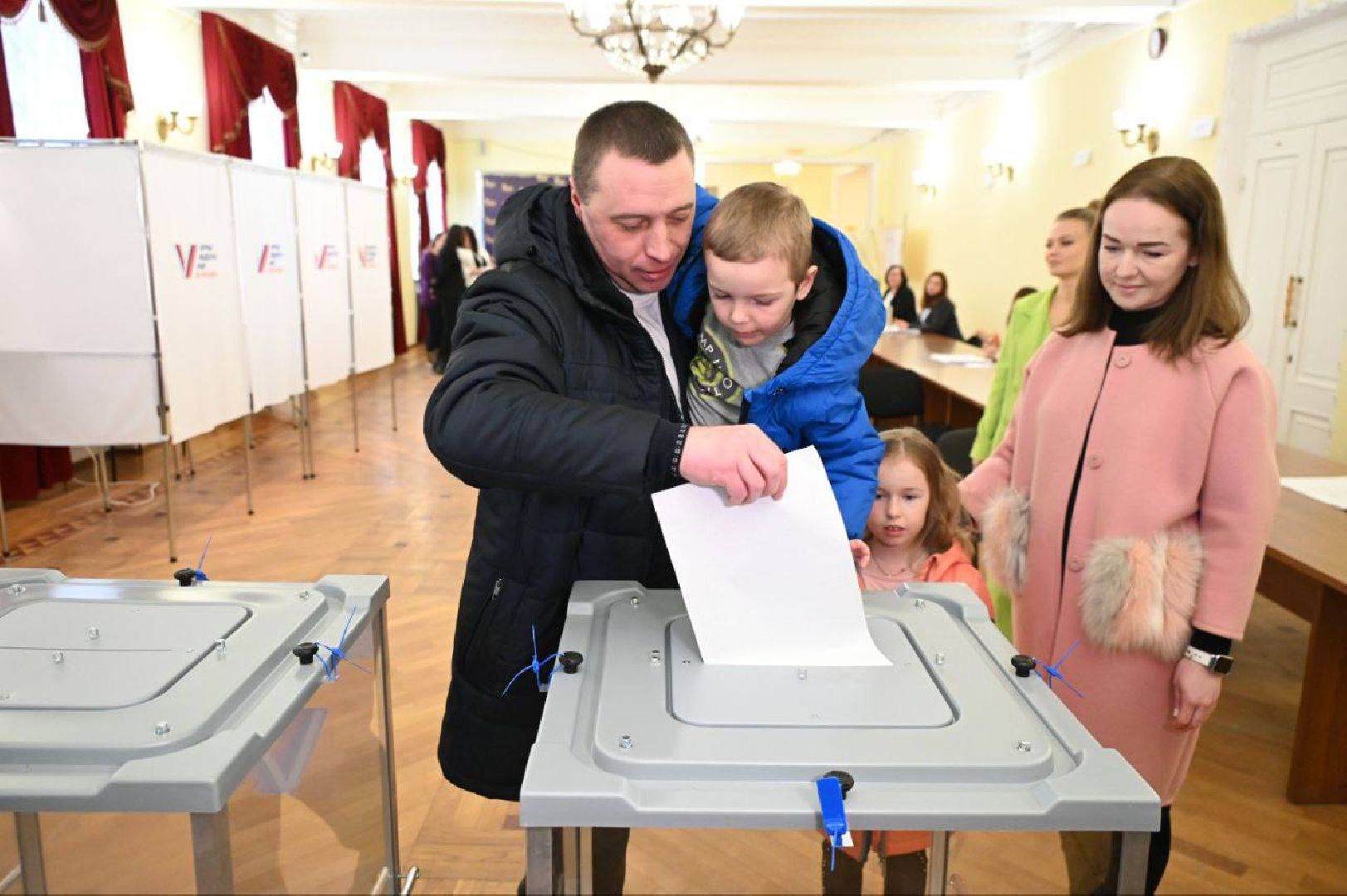 Президент