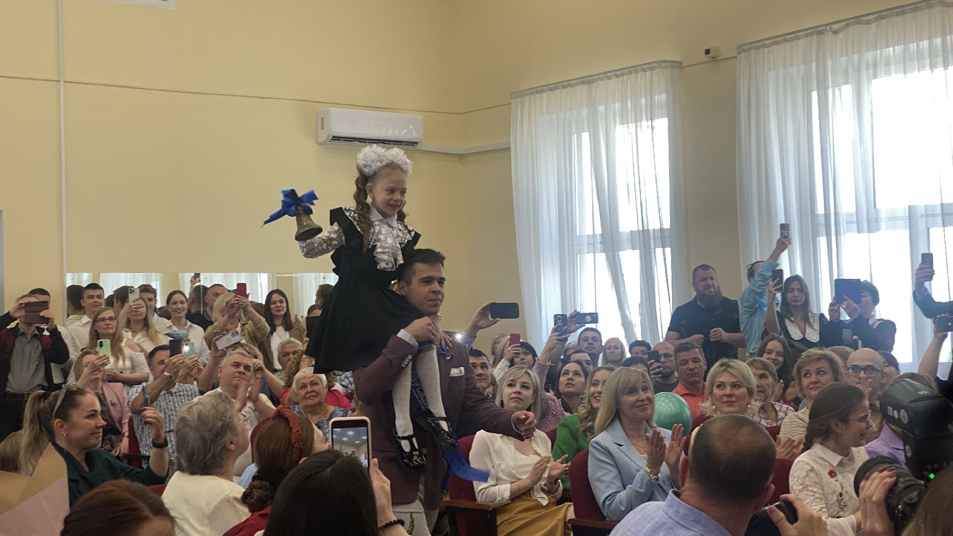 глава ленинского городского округа