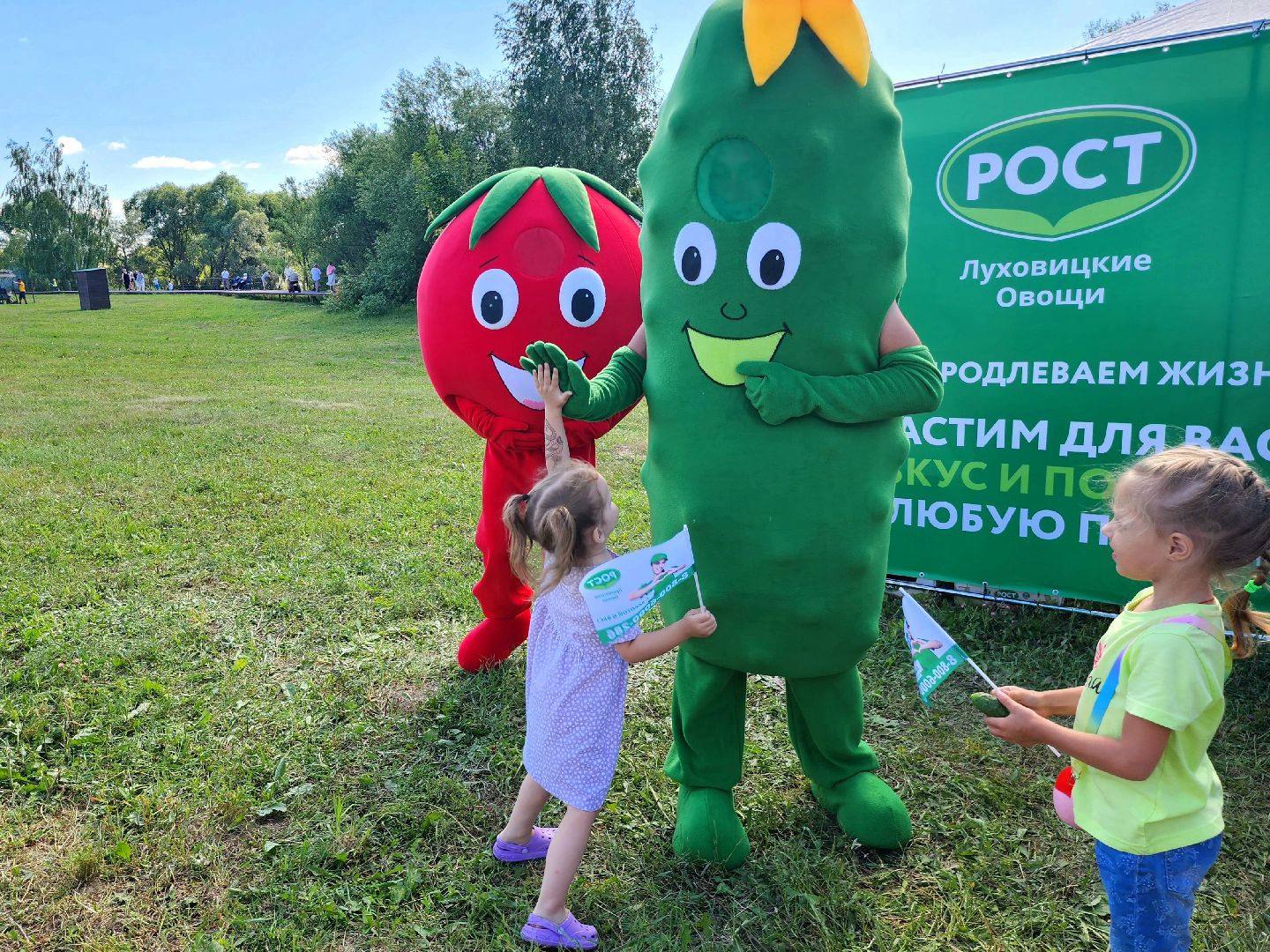 огурец