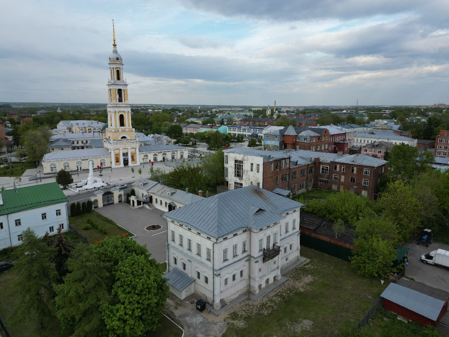 ЛОМ