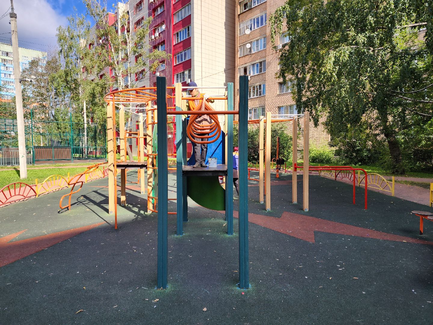 Покраска детских игровых площадок