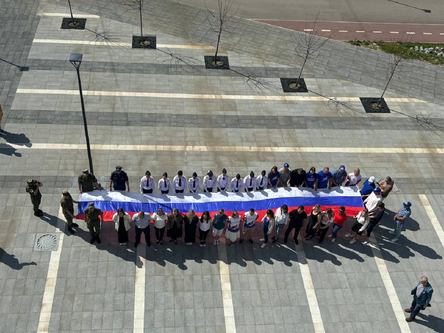 Волонтёры