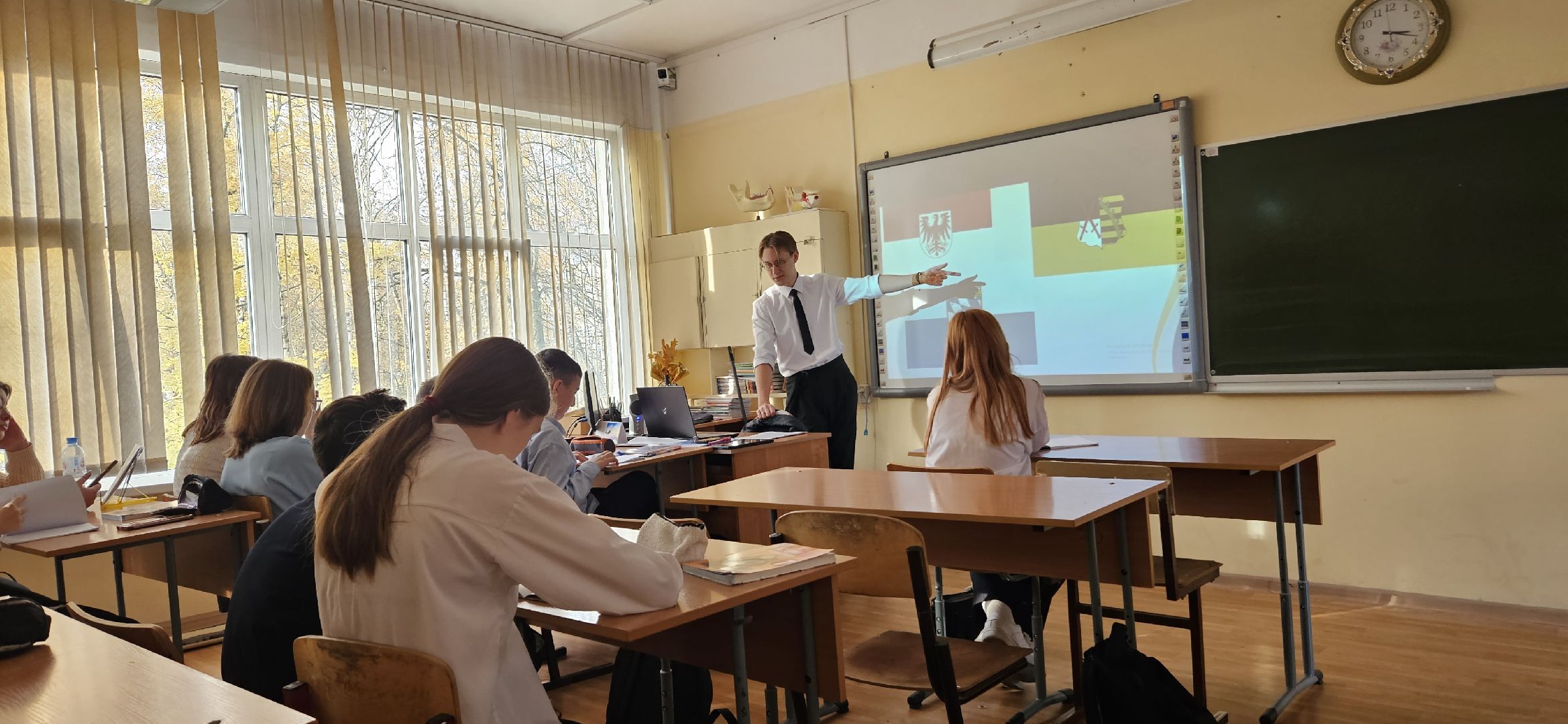 преподаватель