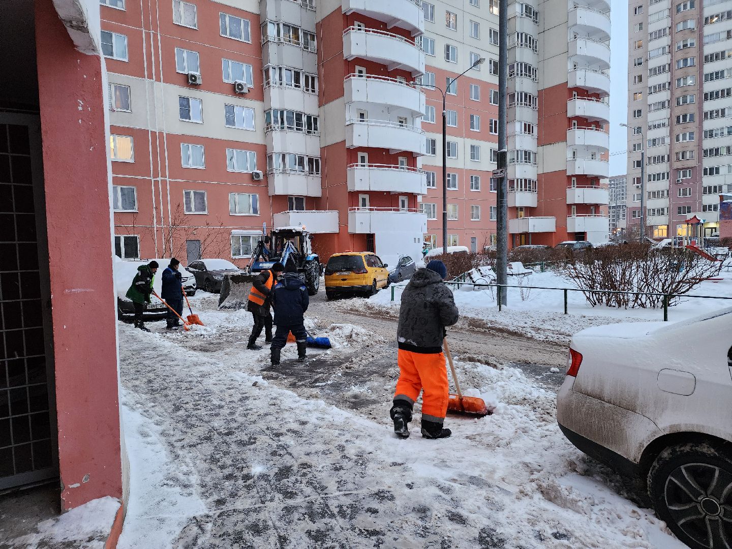 Уборка снега