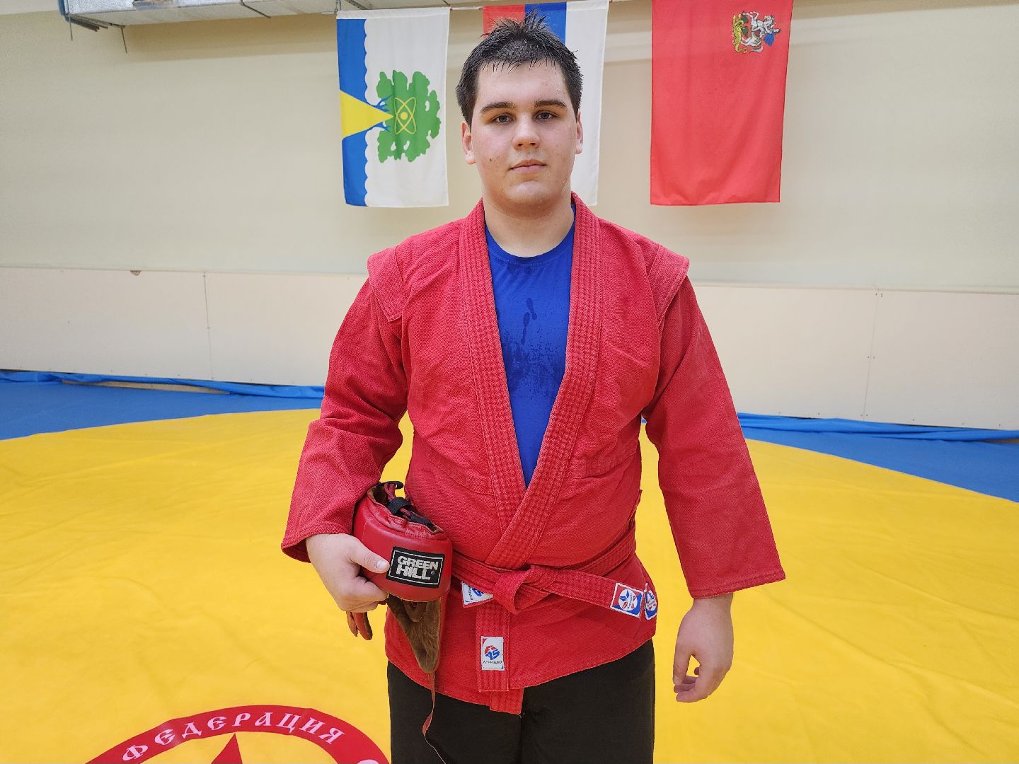обед