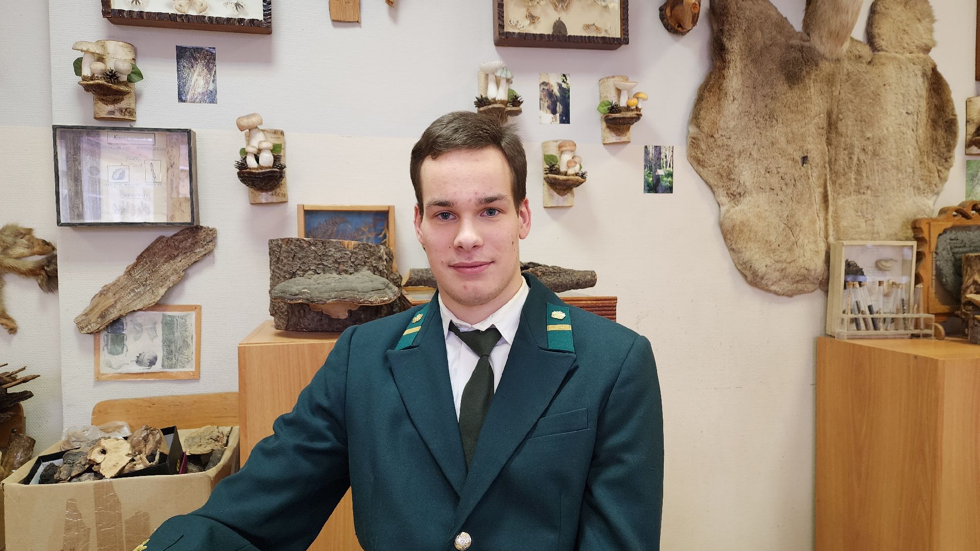 студент
