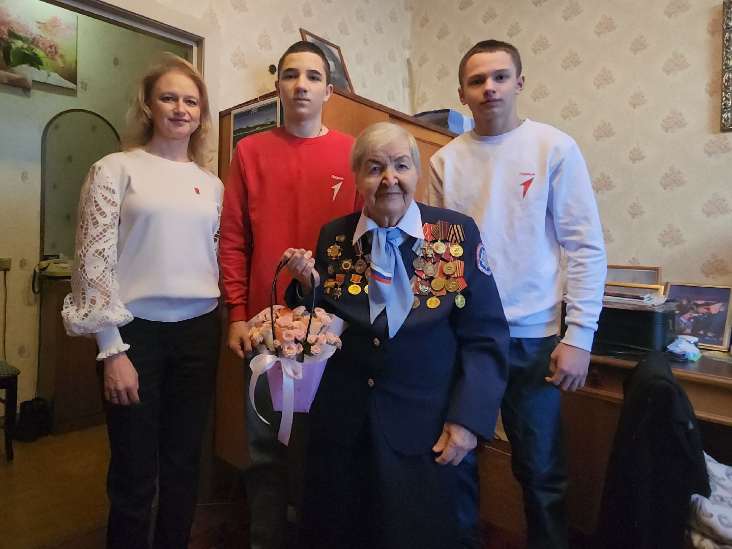 Волонтёры