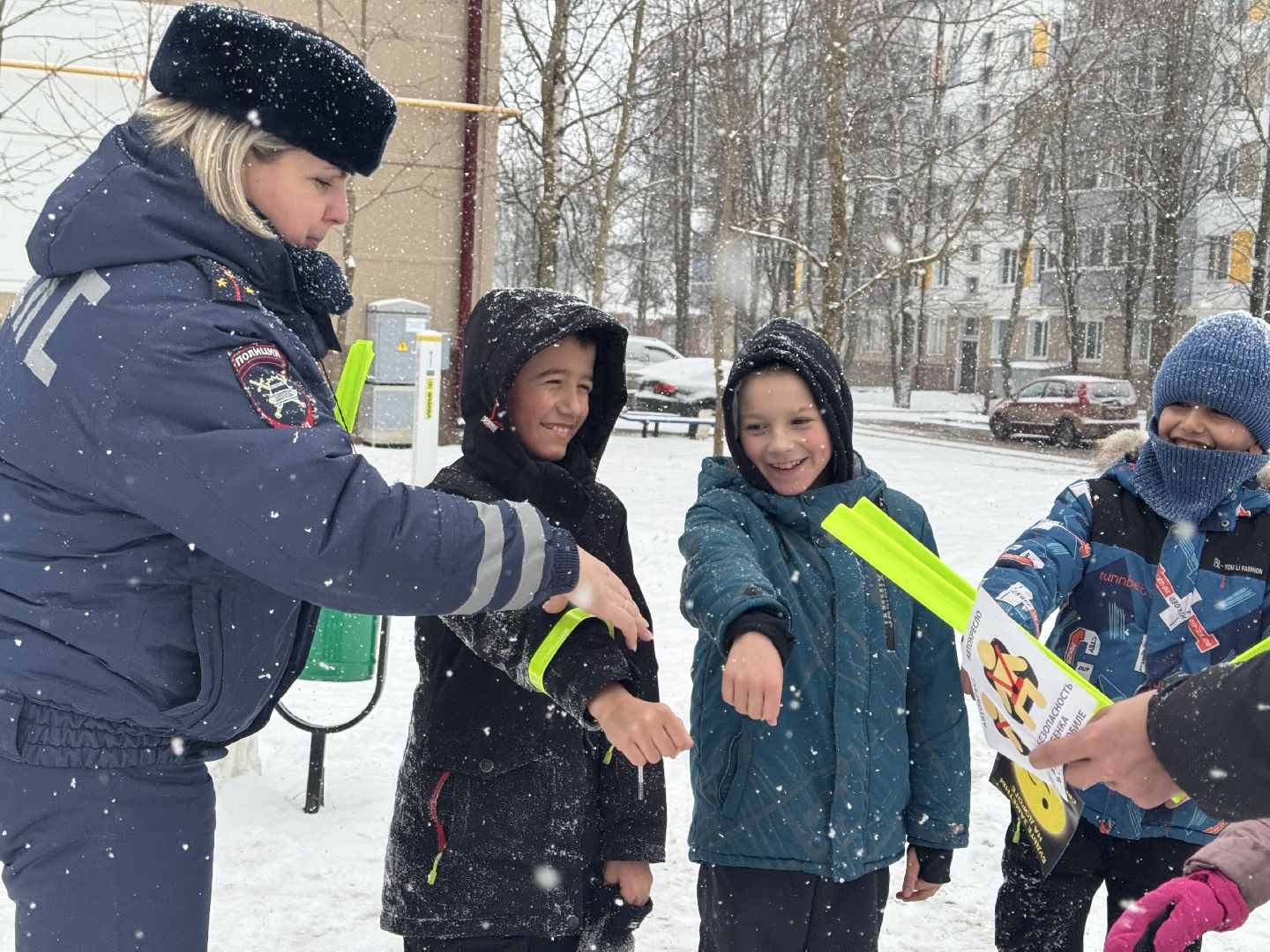 Волонтёры
