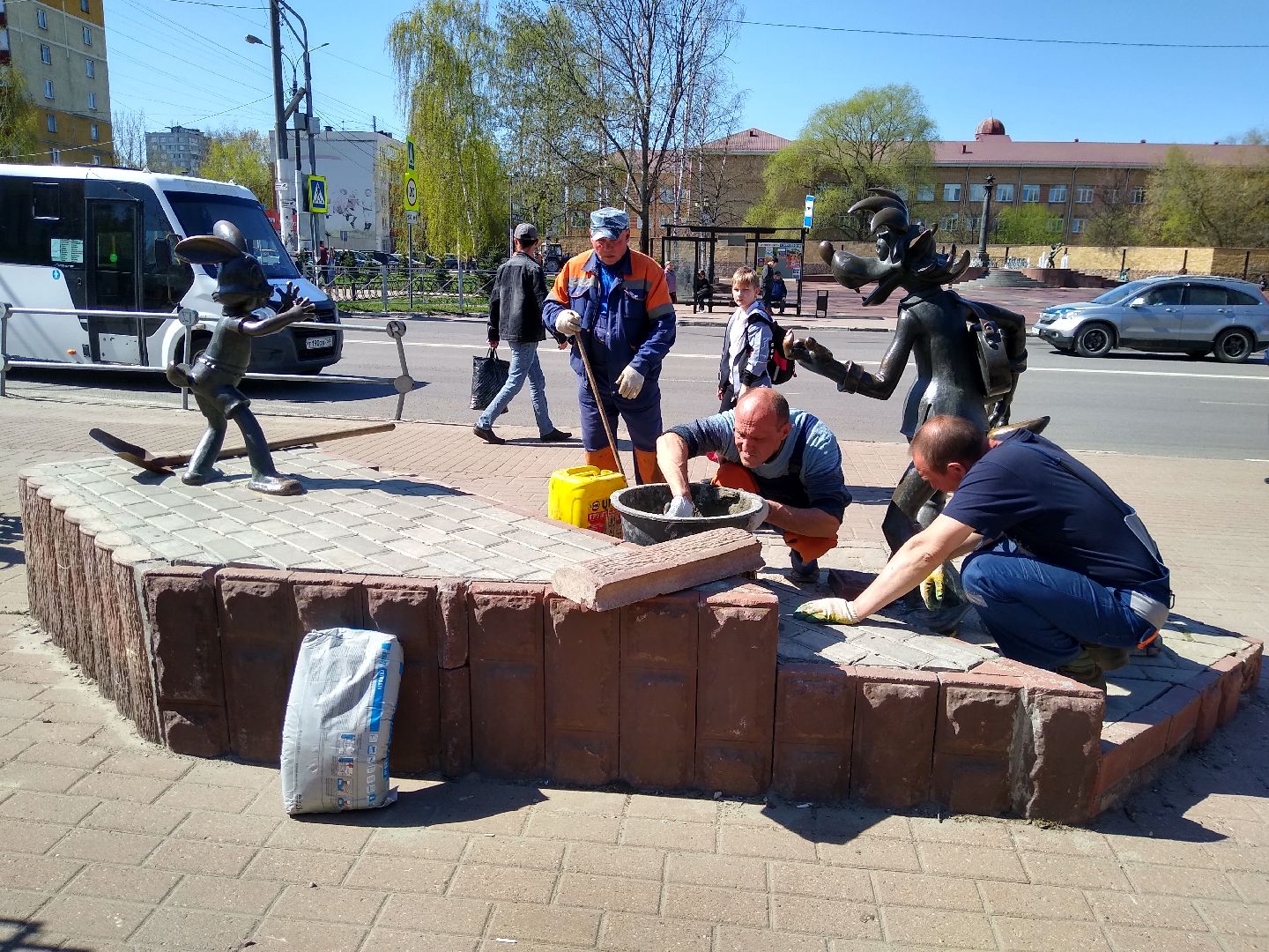 скульптуры