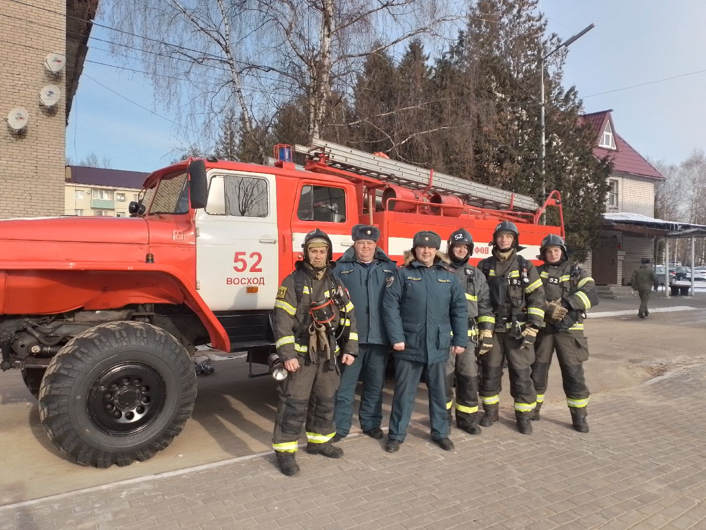 пожарные
