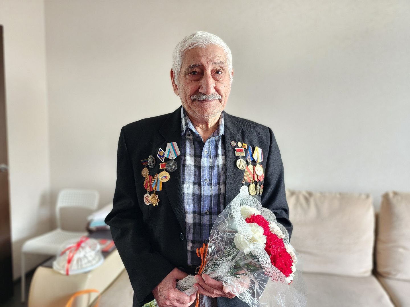 обед