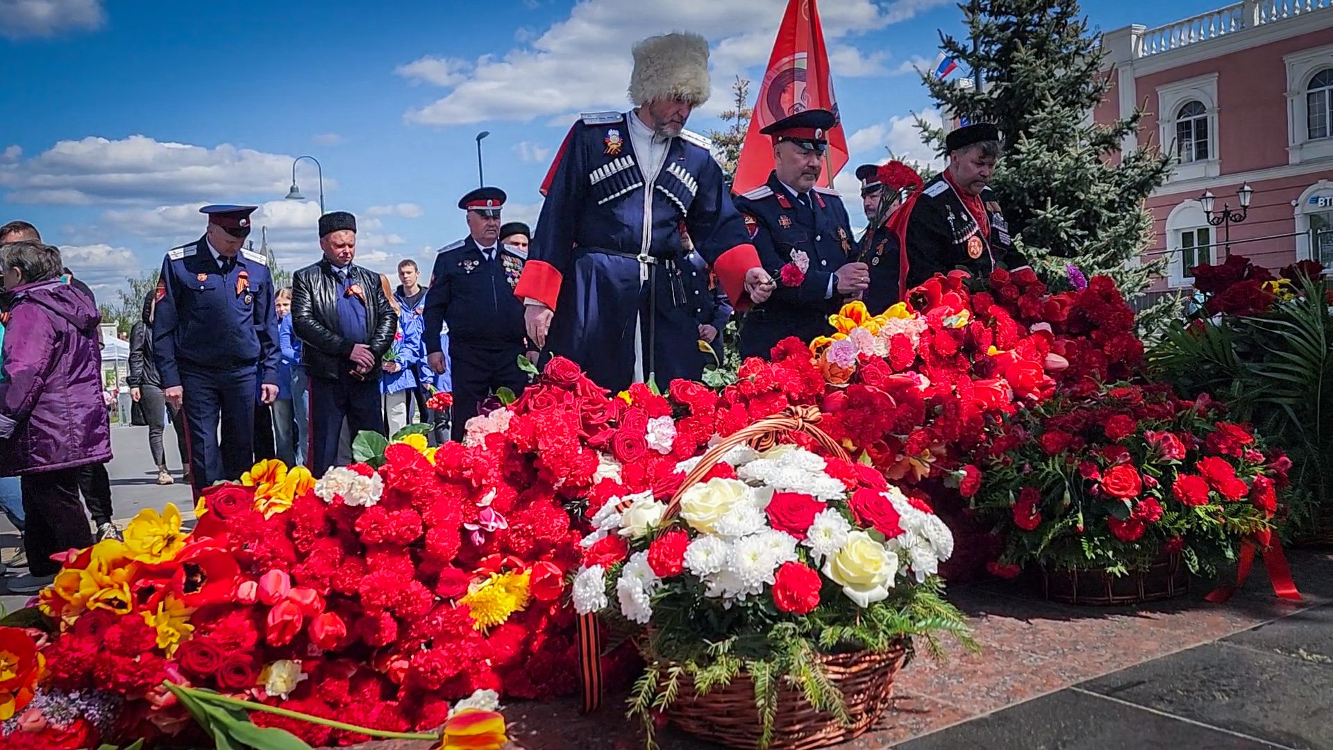 Возложение цветов