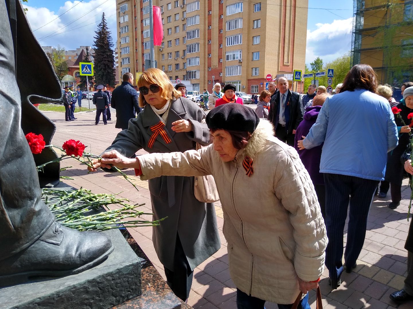 Памятник
