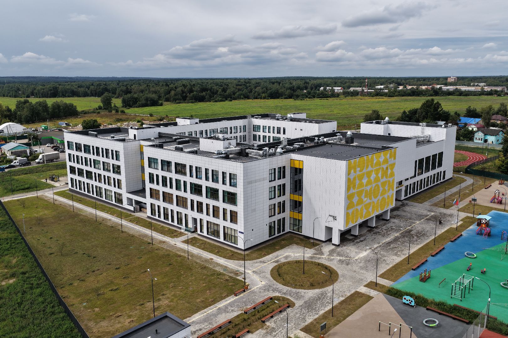 новая школа в мытищах