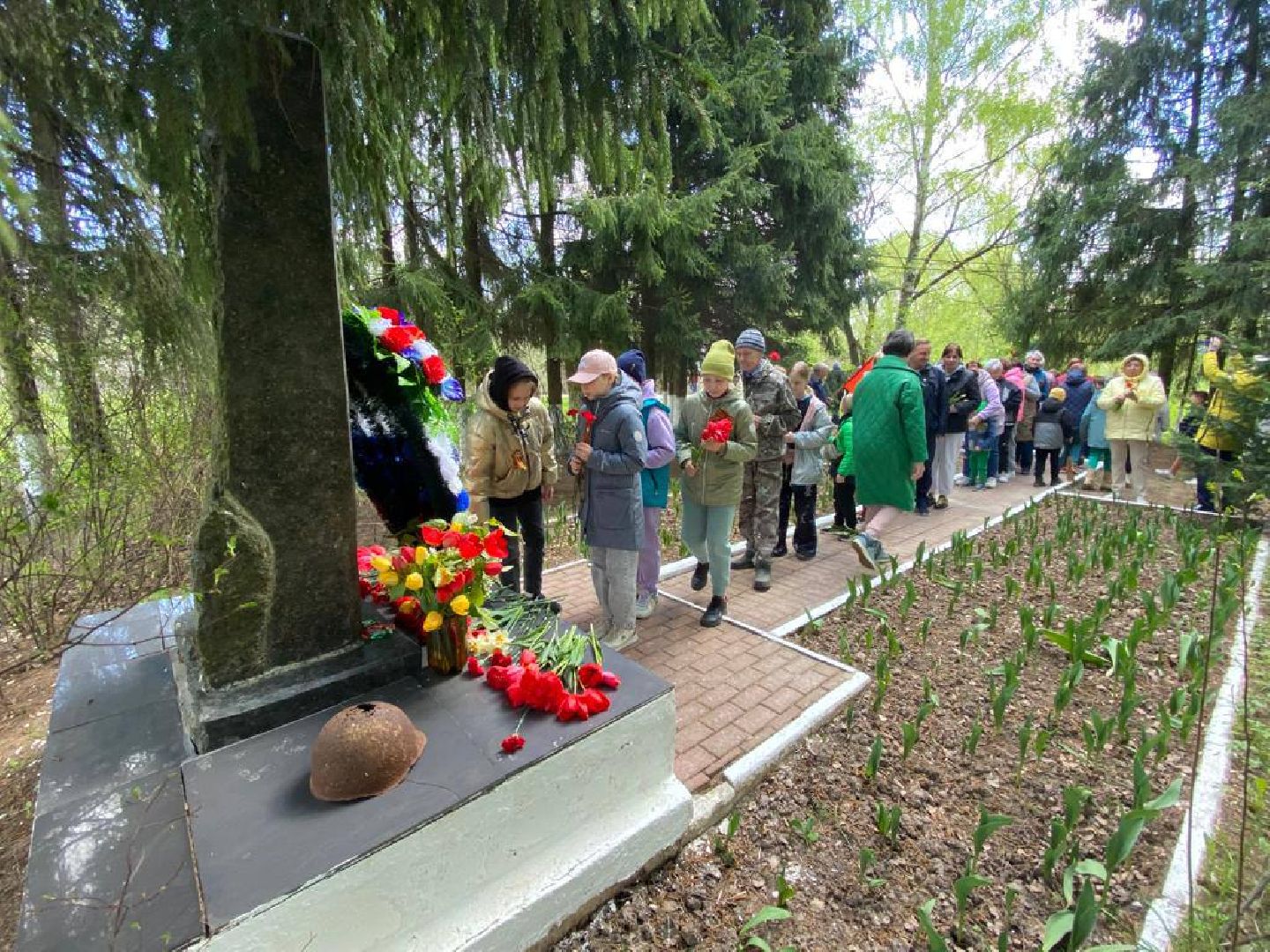 возложение