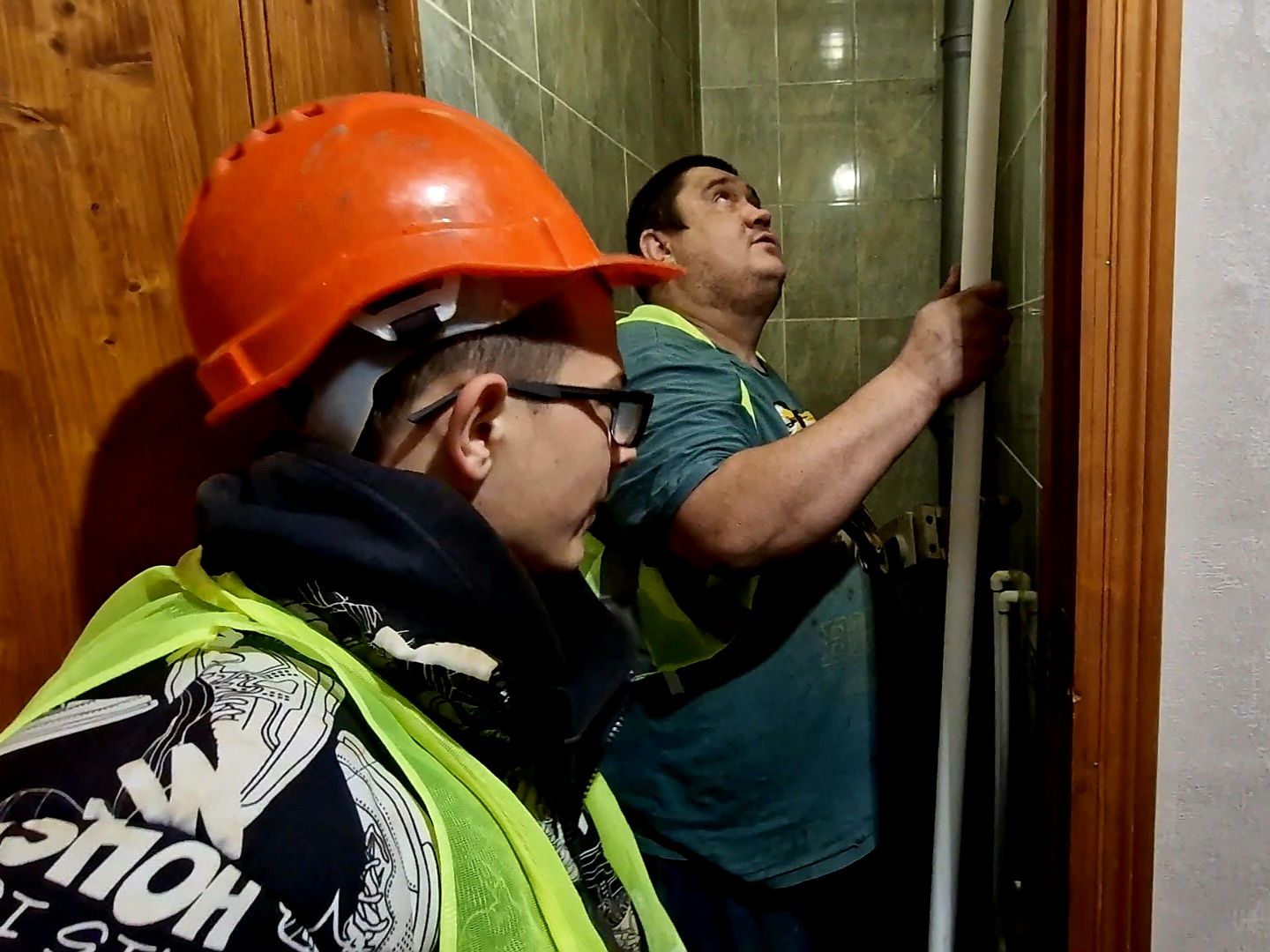 «Думаю, зима будет тёплая»: жители двух домов на улице Центральной в Воскресенске оценили замену систем отопления