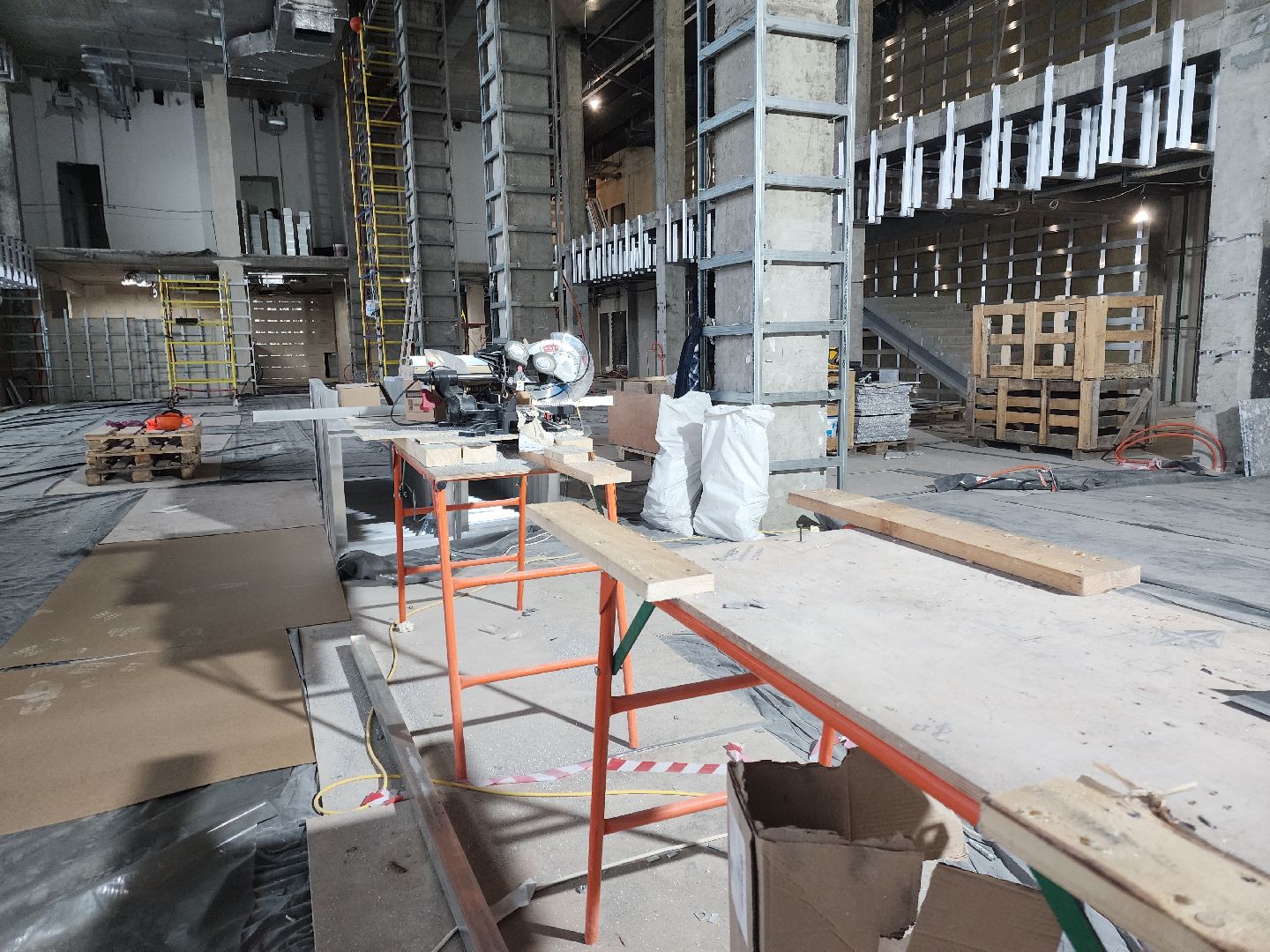 Строительство