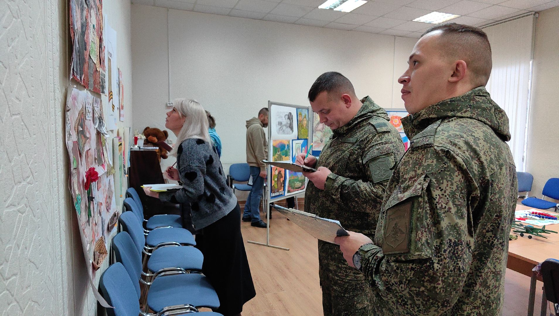 день героев