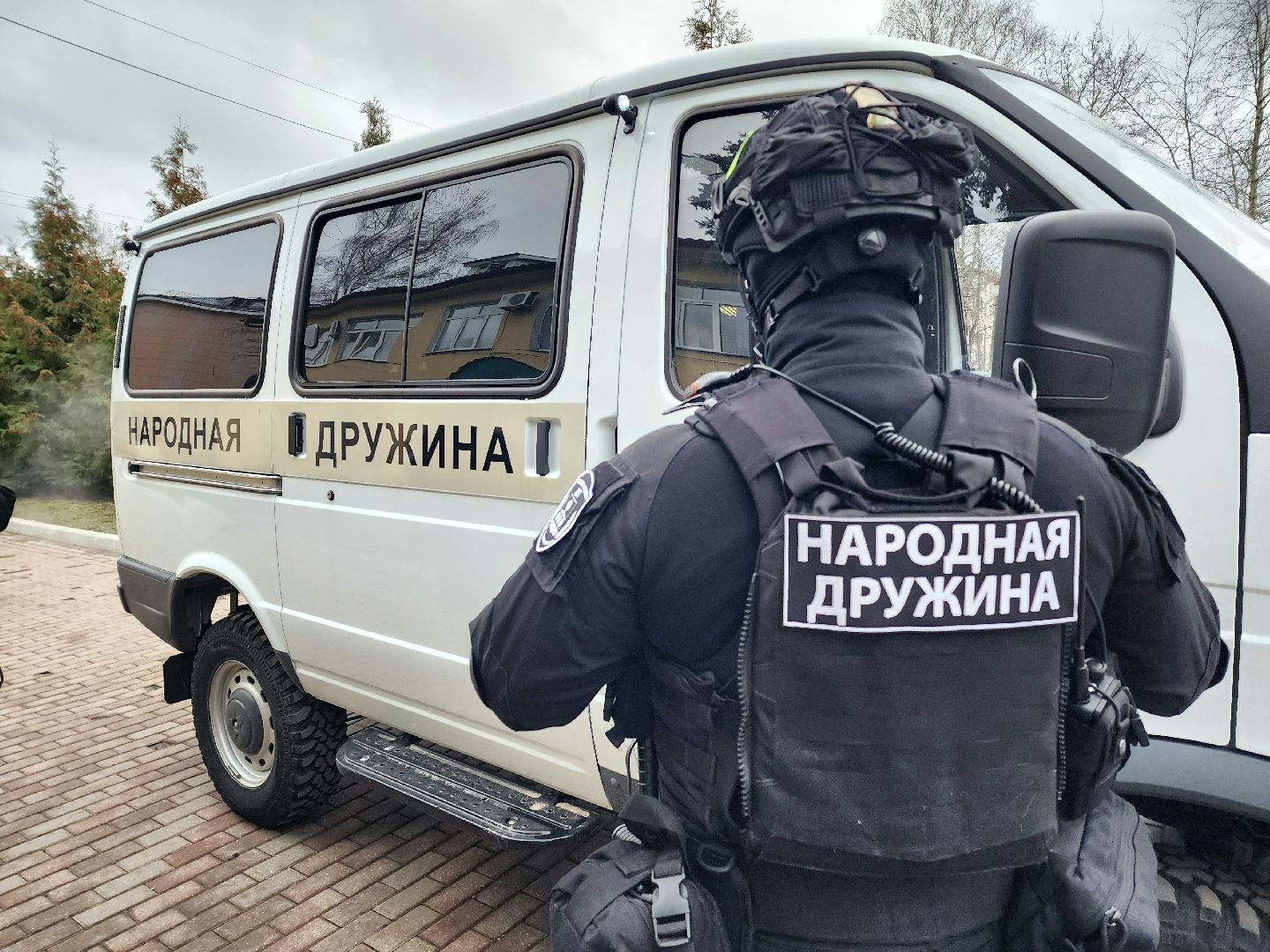 «Соболь» для патруля: народные дружинники Солнечногорска получили новый микроавтобус