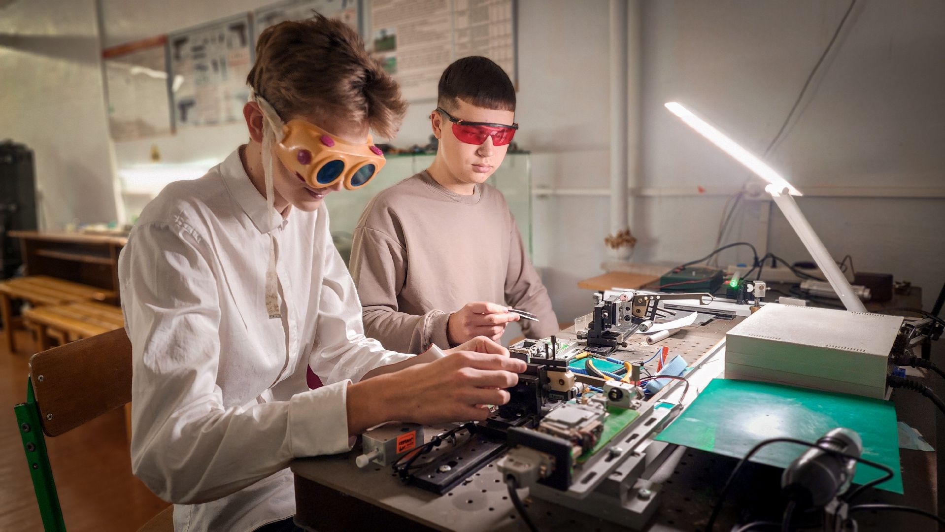 лазерно-гравировальный станок в школе