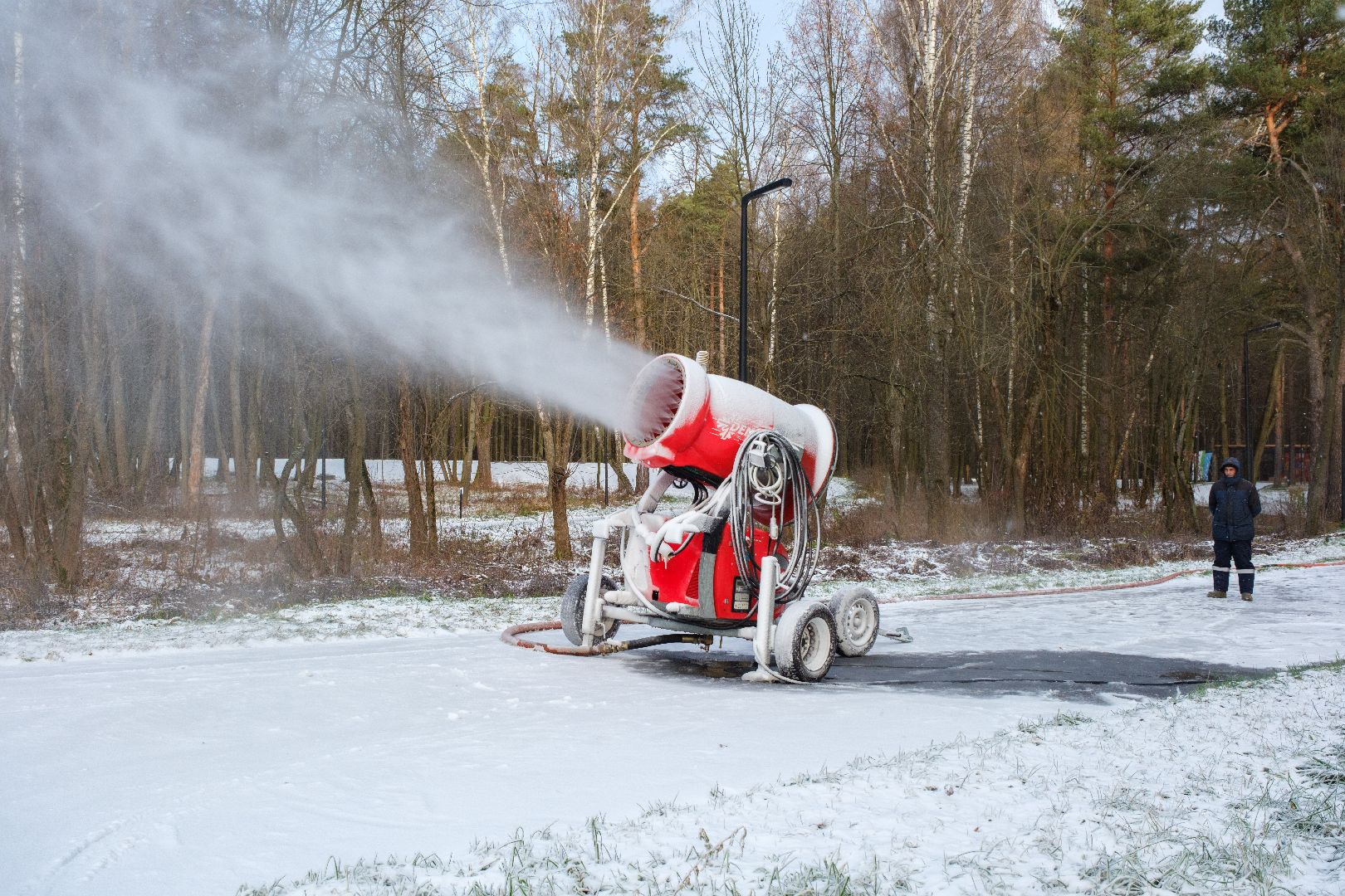 снежная пушка