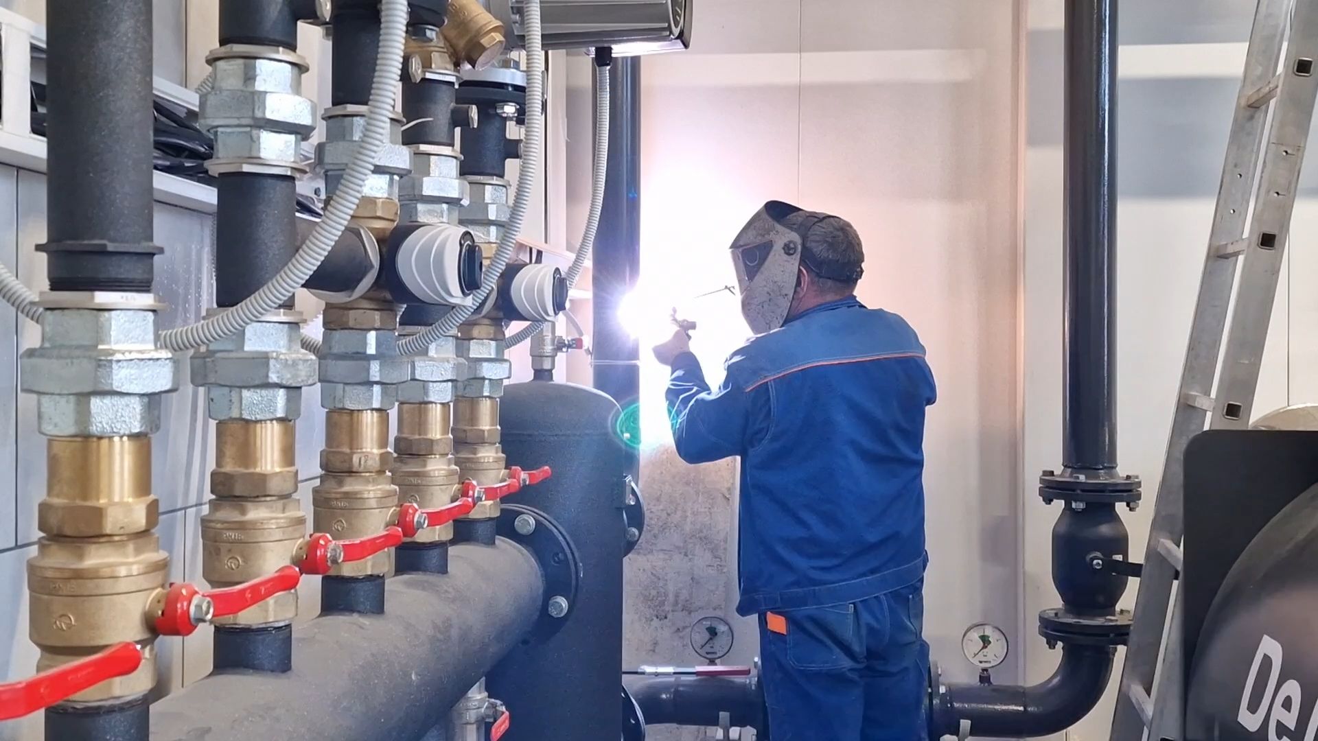 вадим кенин гендиректор компании ялка