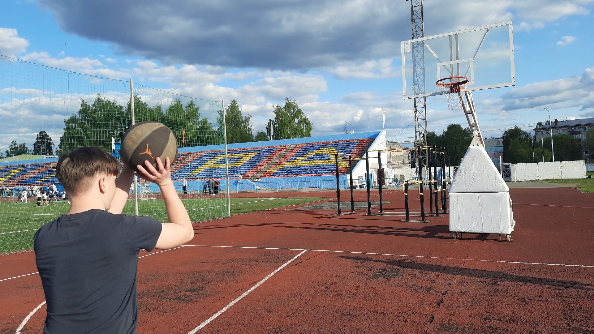 стадион